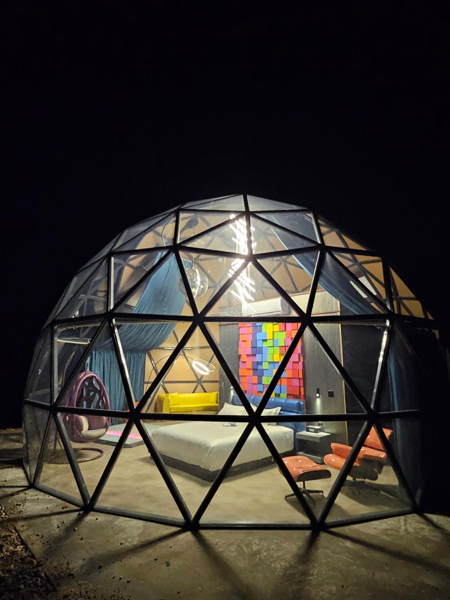 Clear Sky Resorts - Bryce Canyon - Unique Stargazing Domes Cannonville Bagian luar foto
